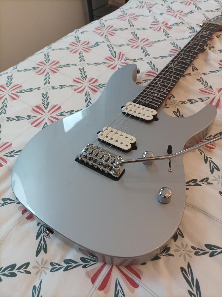 Ibanez Signature Premium Tim Henson TOD10, Enlèvement, Comme neuf, Solid body, Ibanez