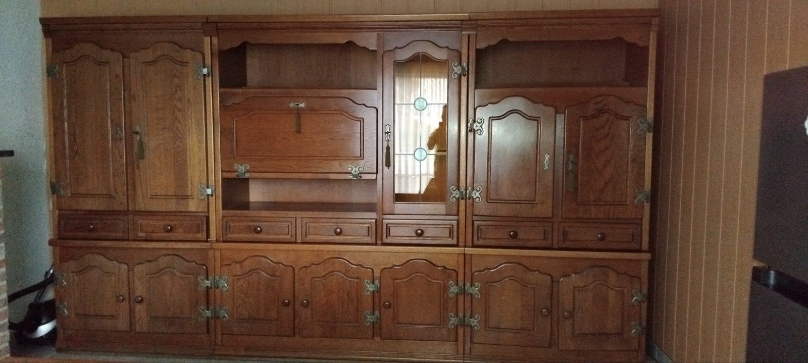 Eiken dressoir, Ophalen