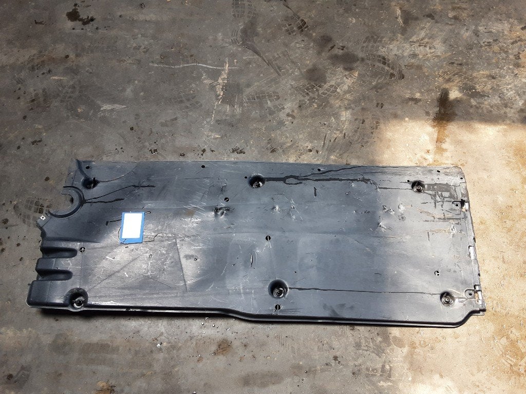 PLAQUE ARRIÈRE AVANT GAUCHE Audi A1 Sportback (GBA), Utilisé, Audi