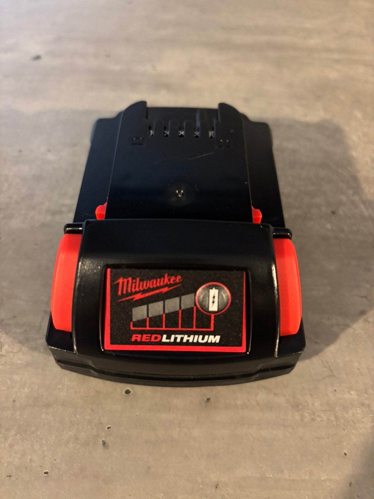 Batterie Milwaukee redlithium M18 neuf, Enlèvement ou Envoi, Neuf