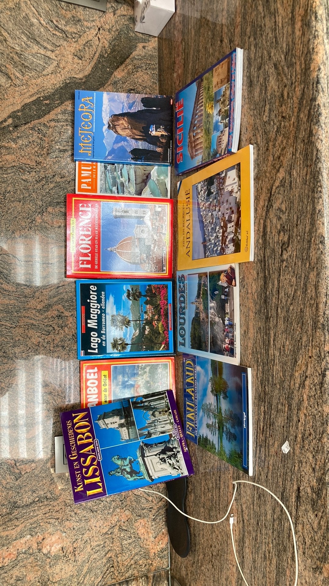 Reisgidsen 3€ het stuk, Boeken, Ophalen, Nieuw