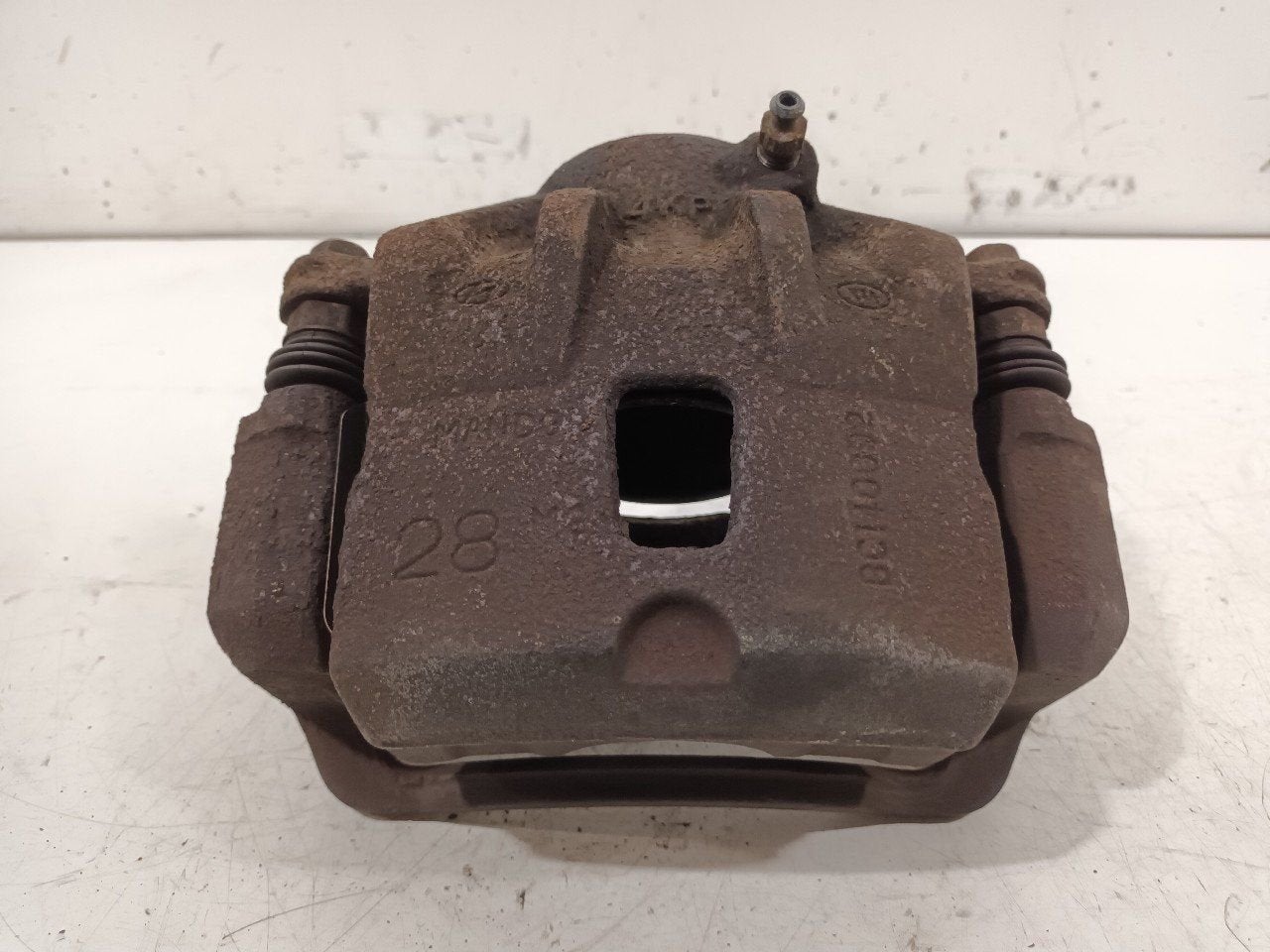 Remklauw links voor Kia Sportage, Autos : Pièces & Accessoires, Onderdelen@venauto.nl, Van der Ven Autorecycling B.V., Kia, Ettenseweg 76, 4706 PB Roosendaal, The Netherlands