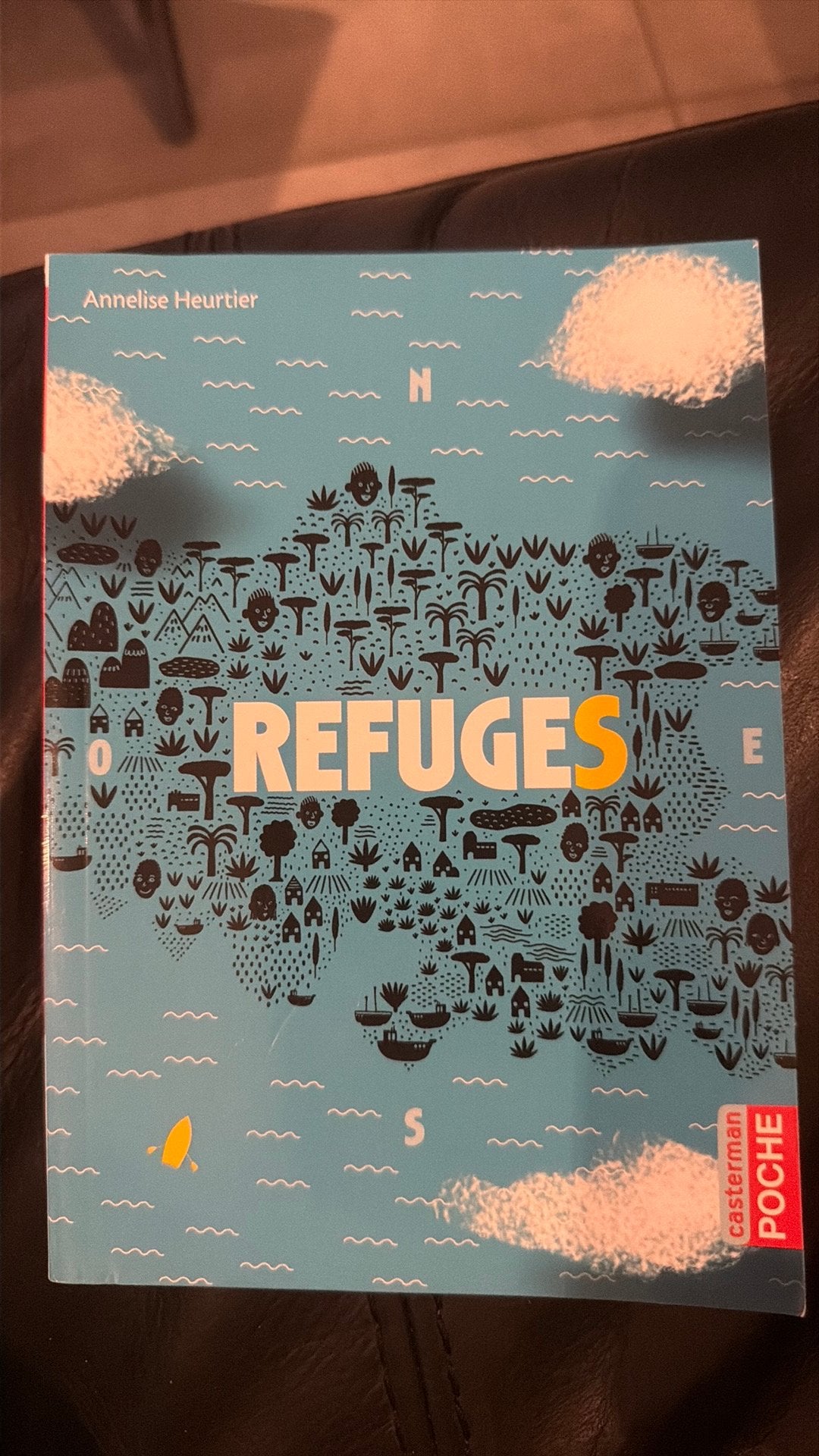 Refuges de Annelise Heurtier, Enlèvement ou Envoi, Comme neuf, Secondaire, Français