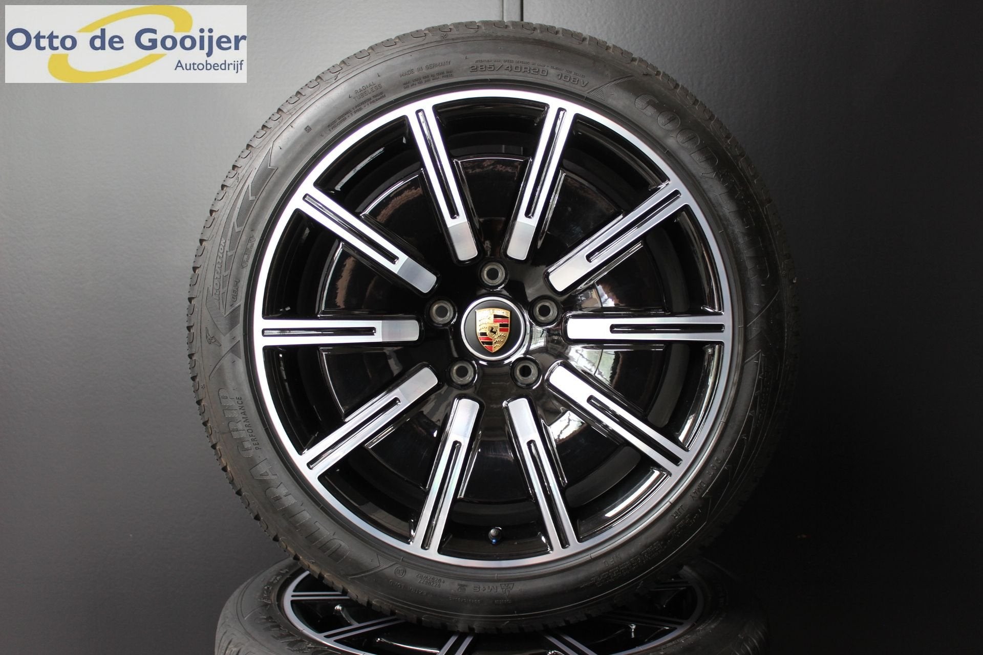 Originele Porsche Taycan 4S S Turbo Velgen Winterbanden 20 I, Ophalen, -, -, Banden en Velgen