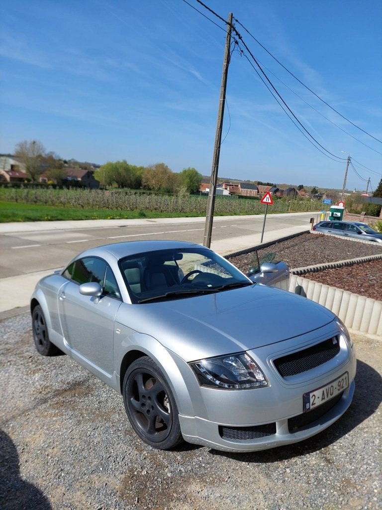 Audi TT 8N 1800 cc  180 PK met 261000 km ., Autos, Audi, Argent ou Gris, Boîte manuelle, Particulier, Euro 4