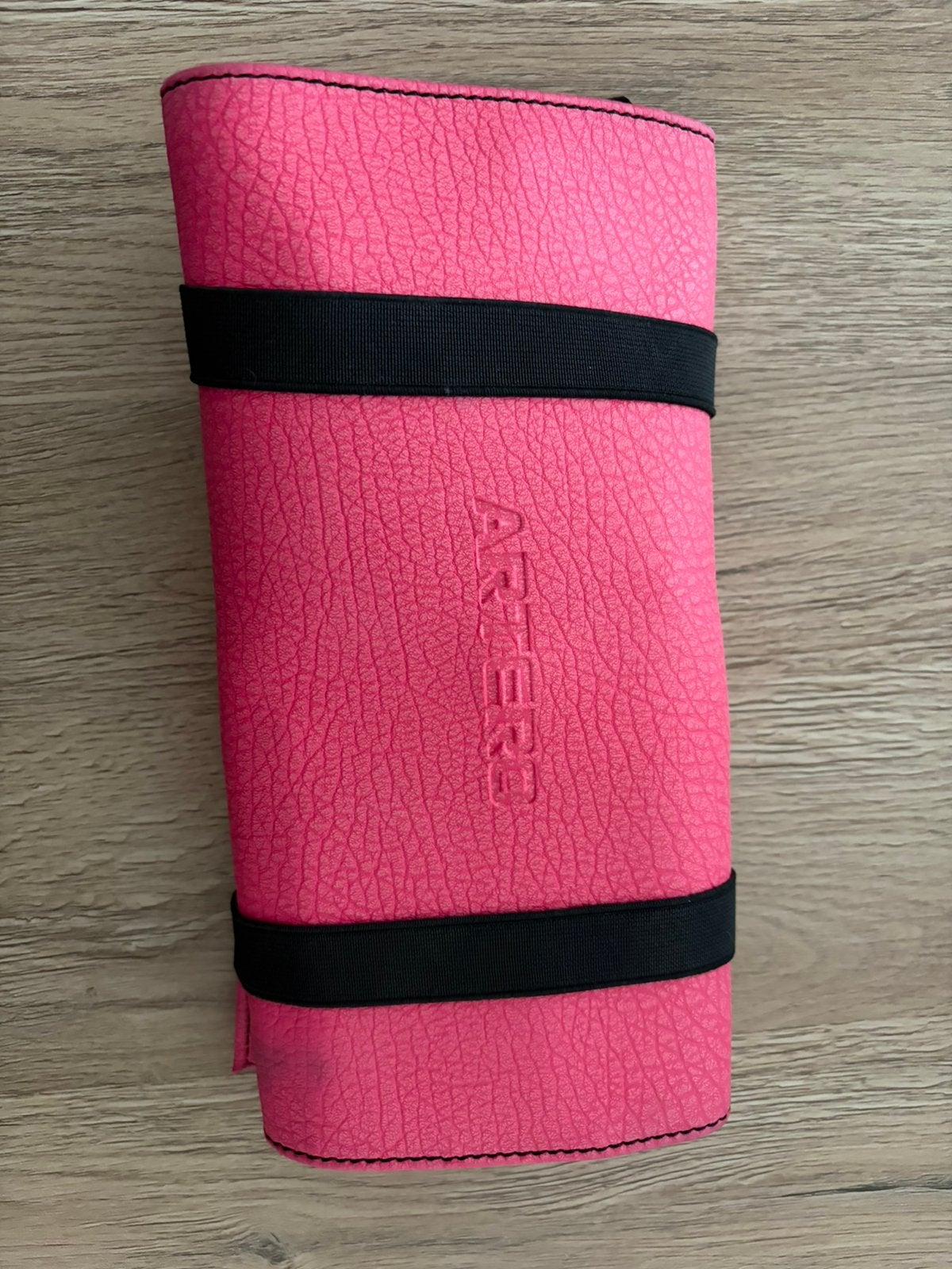 Artero trimscharenset 4-delig met etui te koop, Ophalen, Zo goed als nieuw