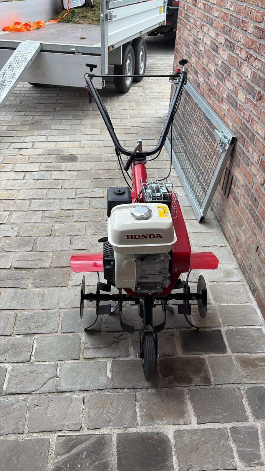 Tuinfrees Honda FG 320, Doe-het-zelf en Bouw, Ophalen, Zo goed als nieuw, Tuinfrees