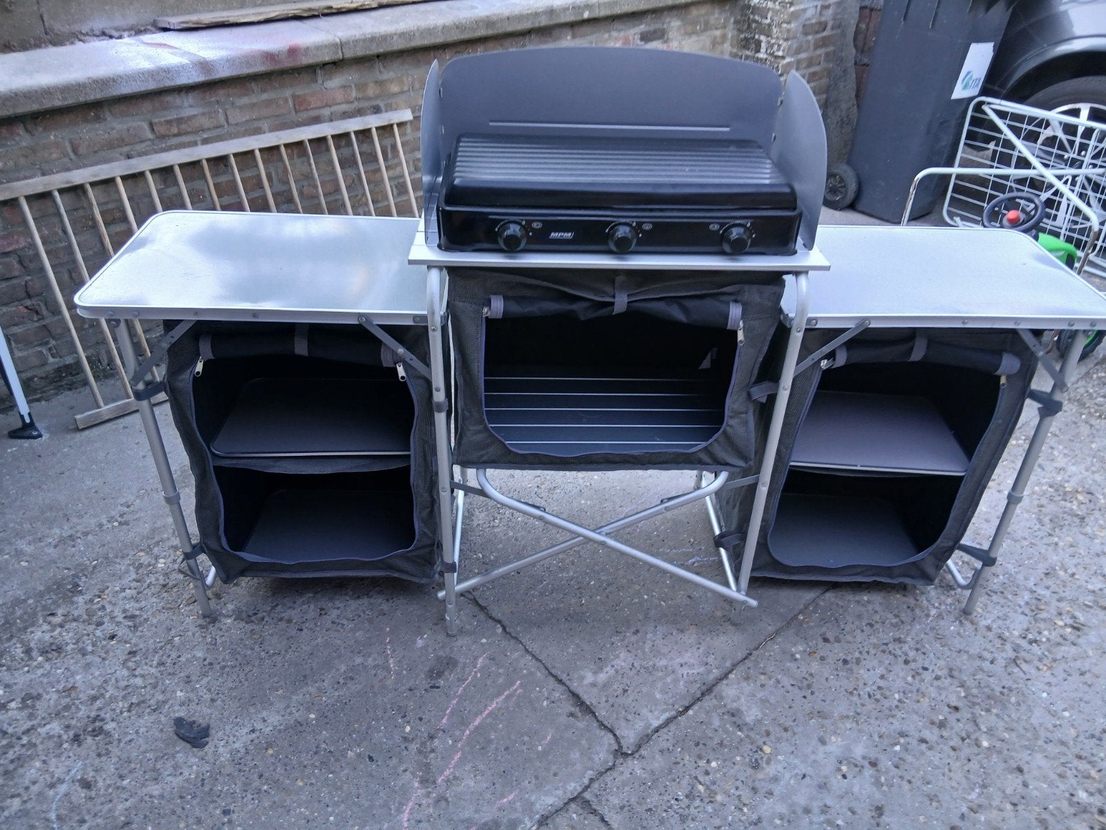 Meuble de cuisine pour auvent avec gazinière comprise, Enlèvement, Comme neuf, Accessoire de mobilier de camping