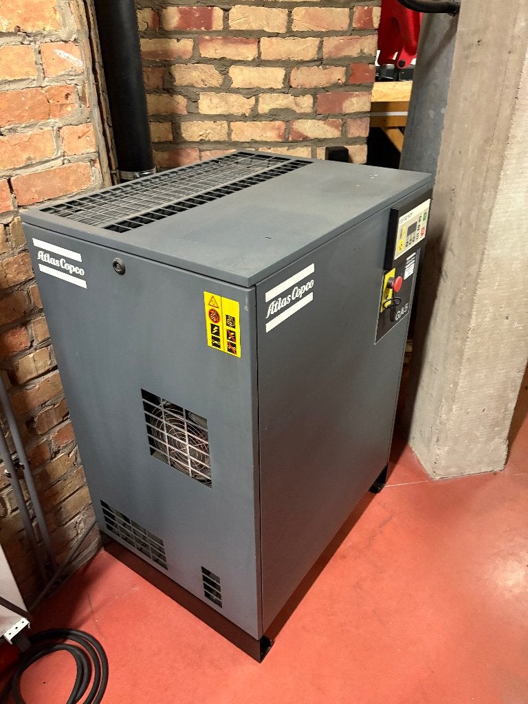 Atlas Copco GA5 schroefcompressor 5,5 kW + 250L drukvat, Bricolage & Construction, Compresseurs, 100 litres ou plus, Enlèvement