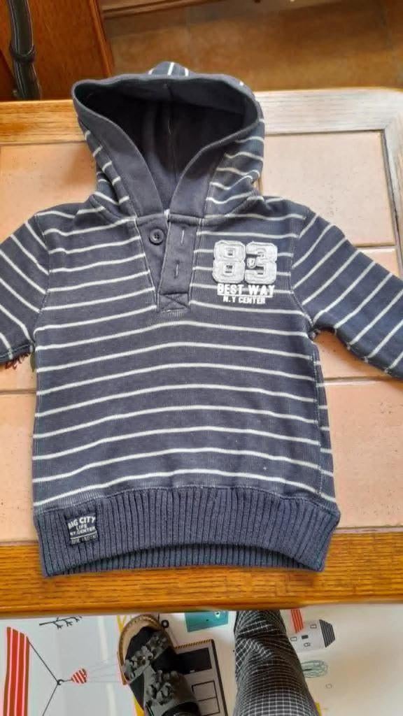 Lot 11 vêtements garçon Taille 4 ans, Enfants & Bébés, Vêtements enfant | Taille 104, Garçon, Enlèvement ou Envoi, Ensemble, Utilisé