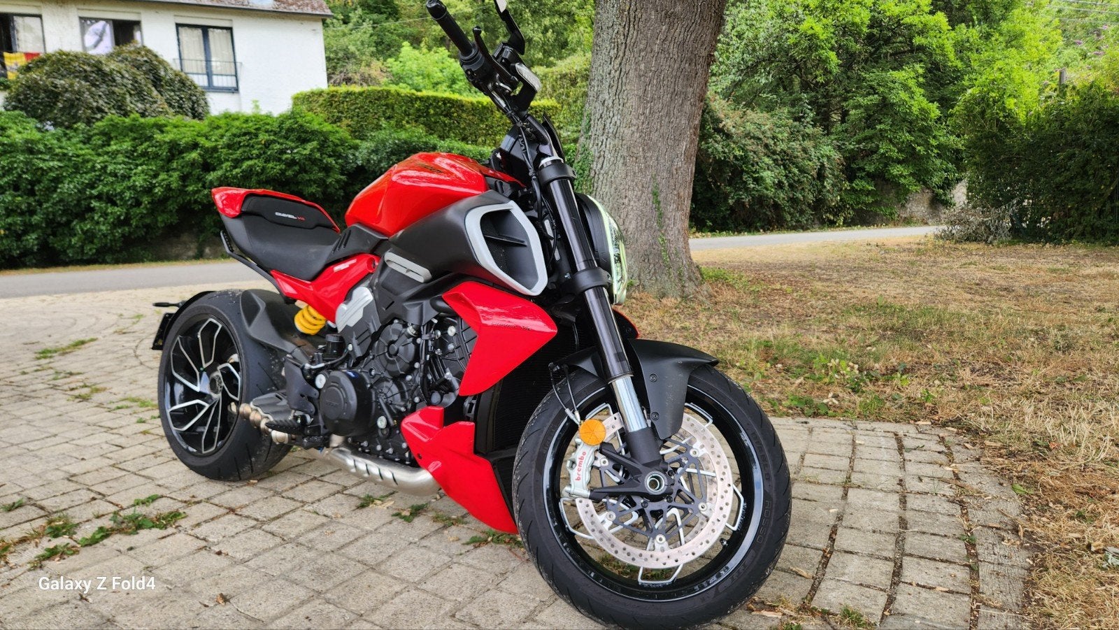 Ducati diavel v4, full option Akrapovic, 2200km. année 2024, Enlèvement