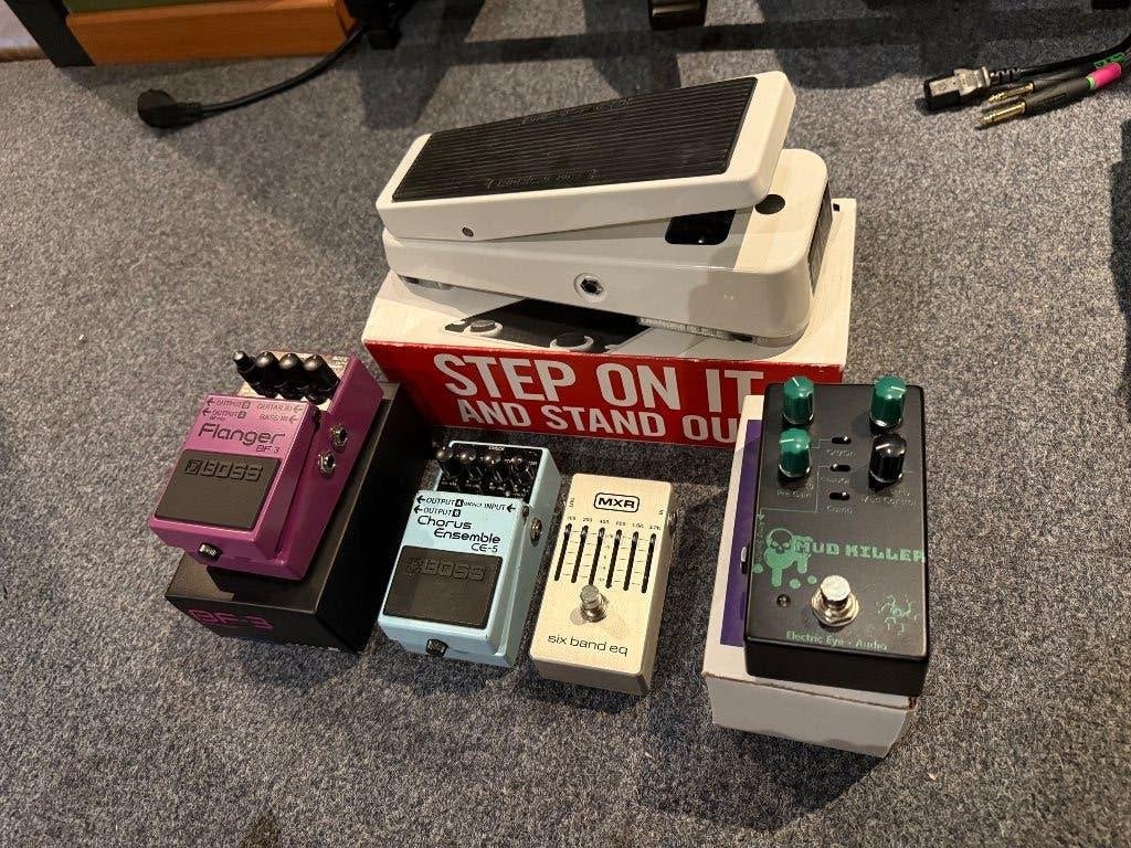 Pedalen te koop!, Ophalen of Verzenden, Zo goed als nieuw, Chorus