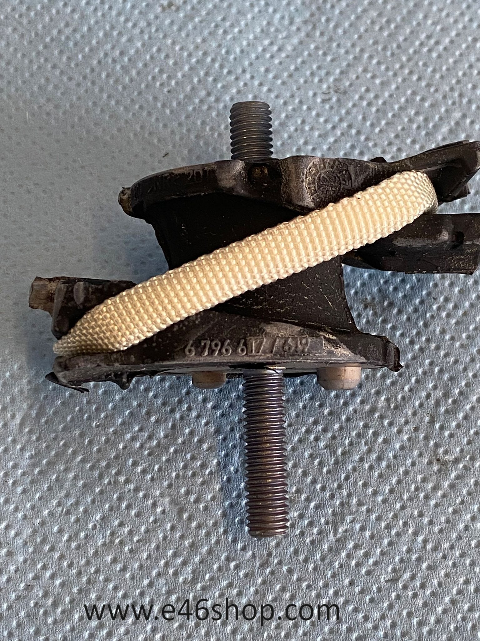 Versnellingsbak rubber BMW 1,2,3,4 Z4 SERIES OE 22316796617, Auto-onderdelen, -, -, Nieuw, Ophalen of Verzenden
