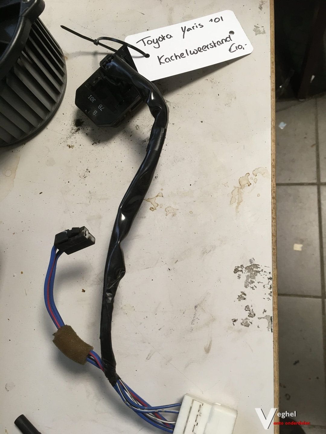 toyota yaris '01 kachelweerstand, Gebruikt, -, -, Ophalen of Verzenden