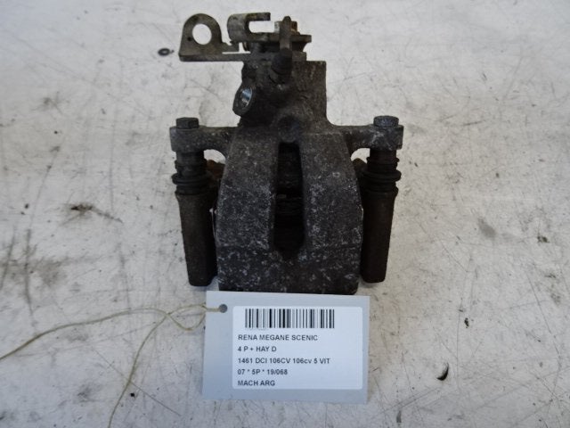REMKLAUW LINKS ACHTER Renault Scénic II (JM), Gebruikt, Renault, Mevr. I. Hauben, Rue de l'Espoir 34 34
4030  GRIVEGNÉE, BE