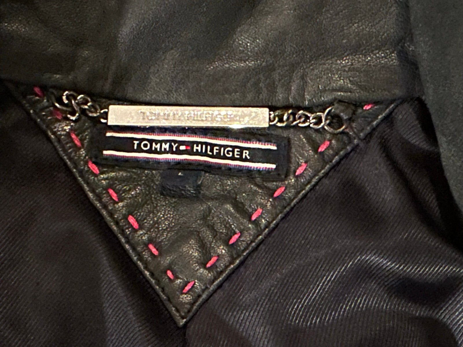 Veste en cuir noire New Tommy Hilfiger, Enlèvement ou Envoi, Neuf, Taille 42/44 (L), Noir