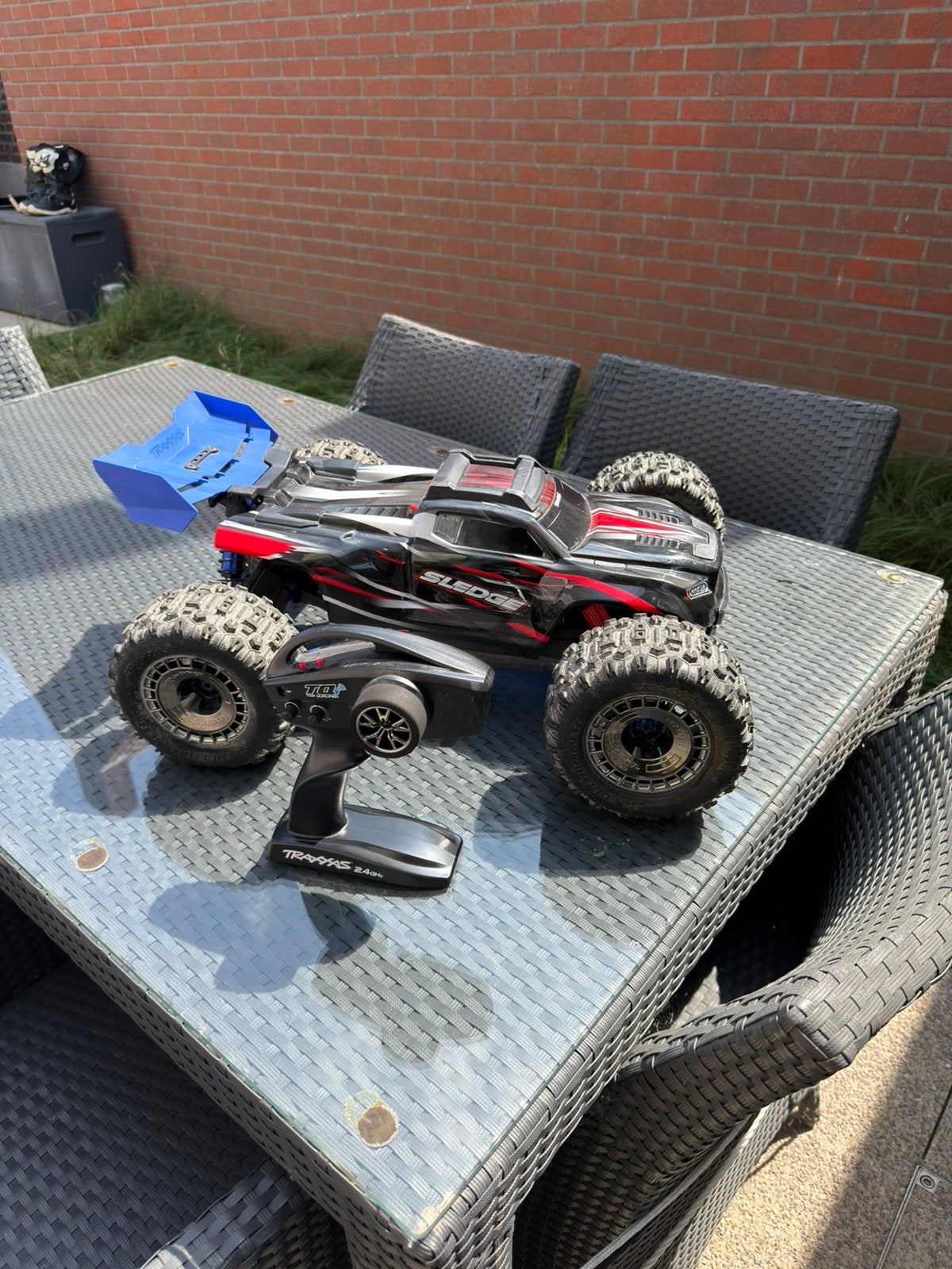 Traxxas sledge, Enlèvement, Utilisé, Électro