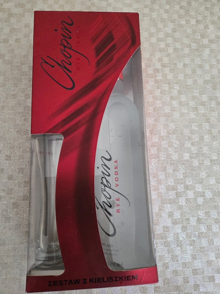 Vodka fles + glas, Ophalen