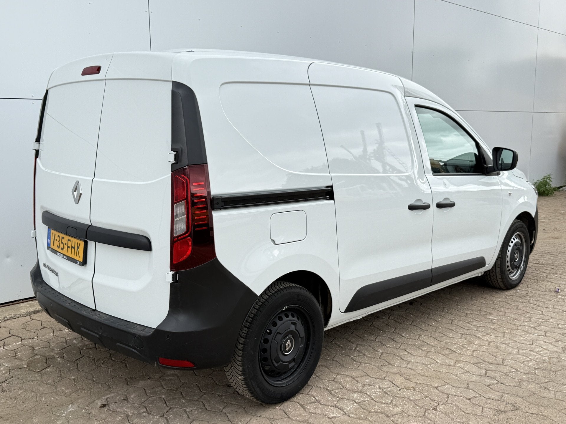 Renault Kangoo 1.5 Express dCi L1H1 Airco Cruise control Par, Auto's, Voorwielaandrijving, Stof, Zwart, 4 cilinders