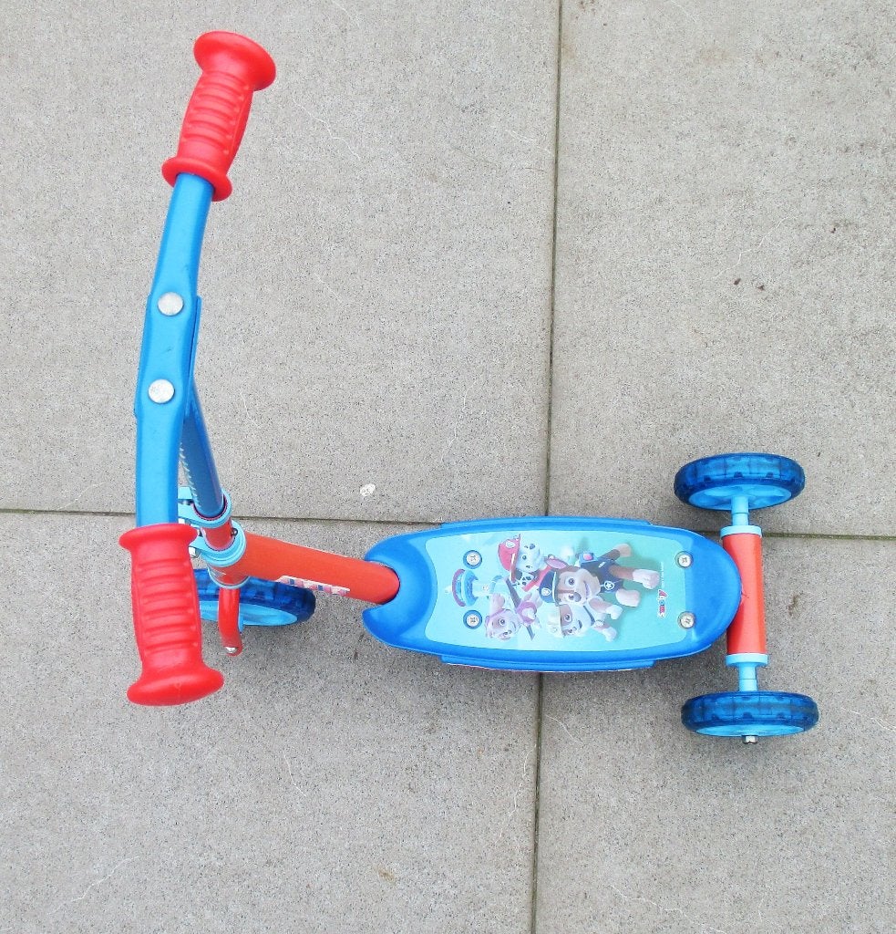 Kinder Step - Paw Patrol, Fietsen en Brommers, Ophalen, Zo goed als nieuw, Gewone step