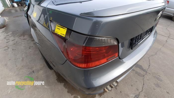 Feu arrière gauche d'un BMW 5-Serie, -, -, 3 mois de garantie, Utilisé