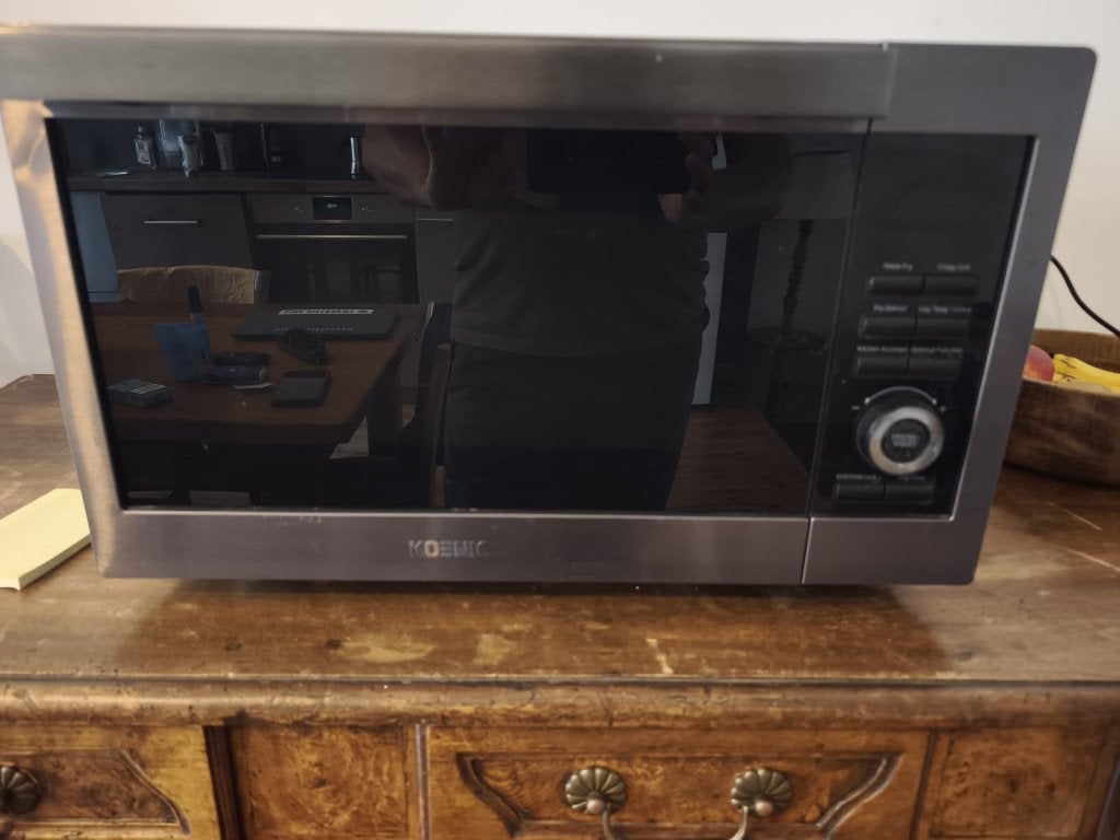 four a micro-ondes, Electroménager, Micro-ondes, Enlèvement, 45 à 60 cm, À Poser, Plaque tournante