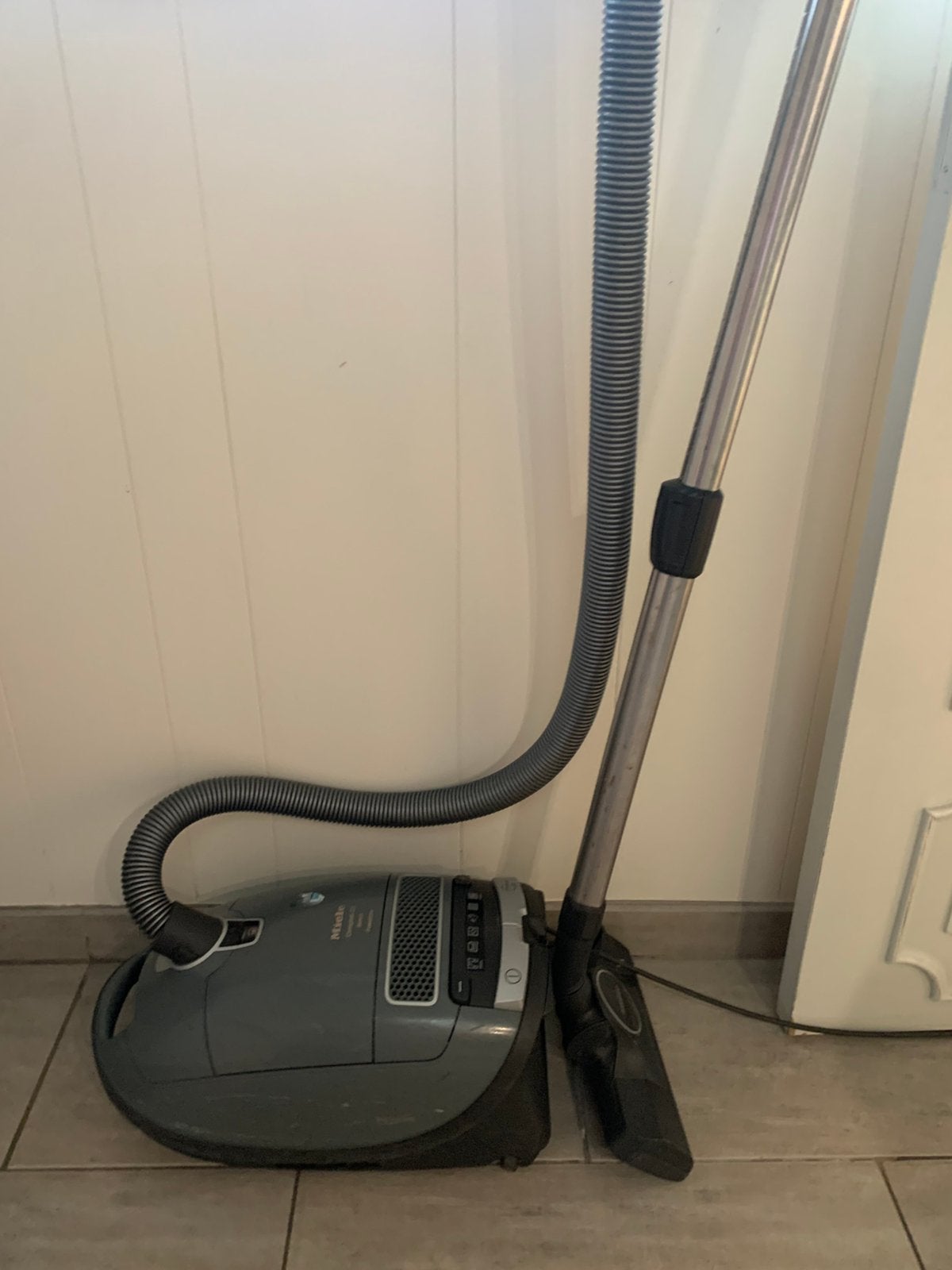 GERESERVEERD tot morgen. GRATIS Miele complete c3 stofzuiger, Elektronische apparatuur, Ophalen, Gebruikt, Miele
