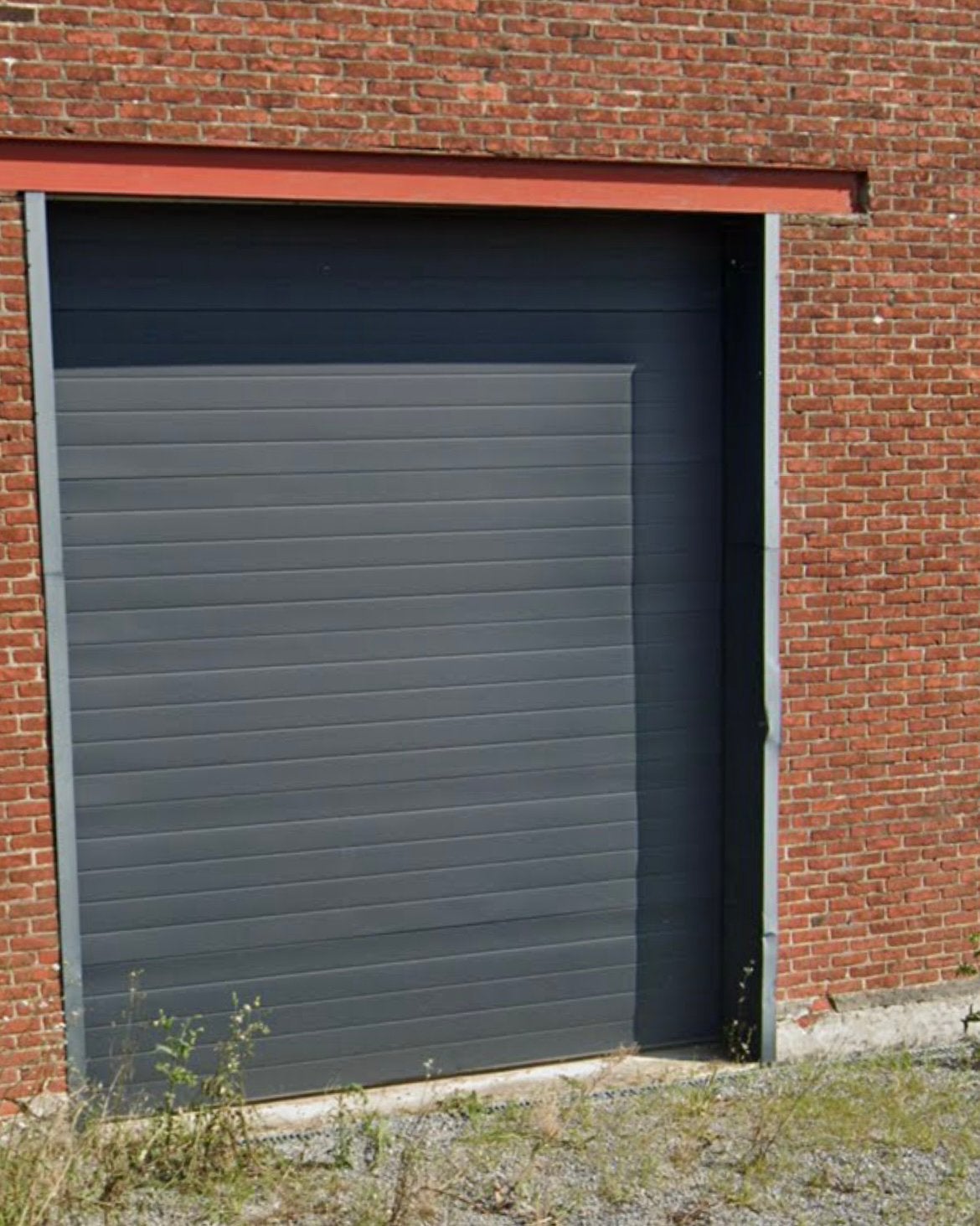 Loods / garage / opslagruimte TE HUUR
