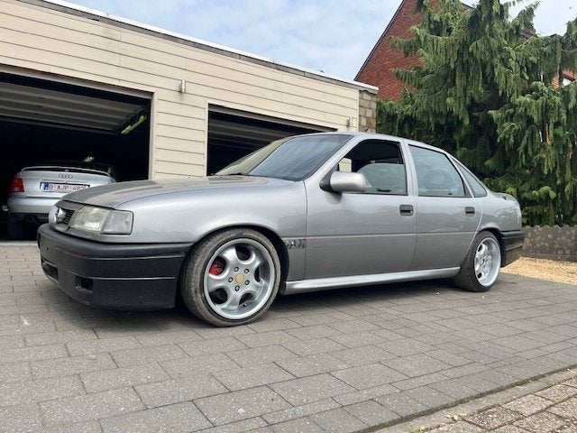 Opel Vectra V6 *automaat* Oldtimer* Meenemer* Leder*, Auto's, 4 deurs, Achterwielaandrijving, Zwart, Vectra