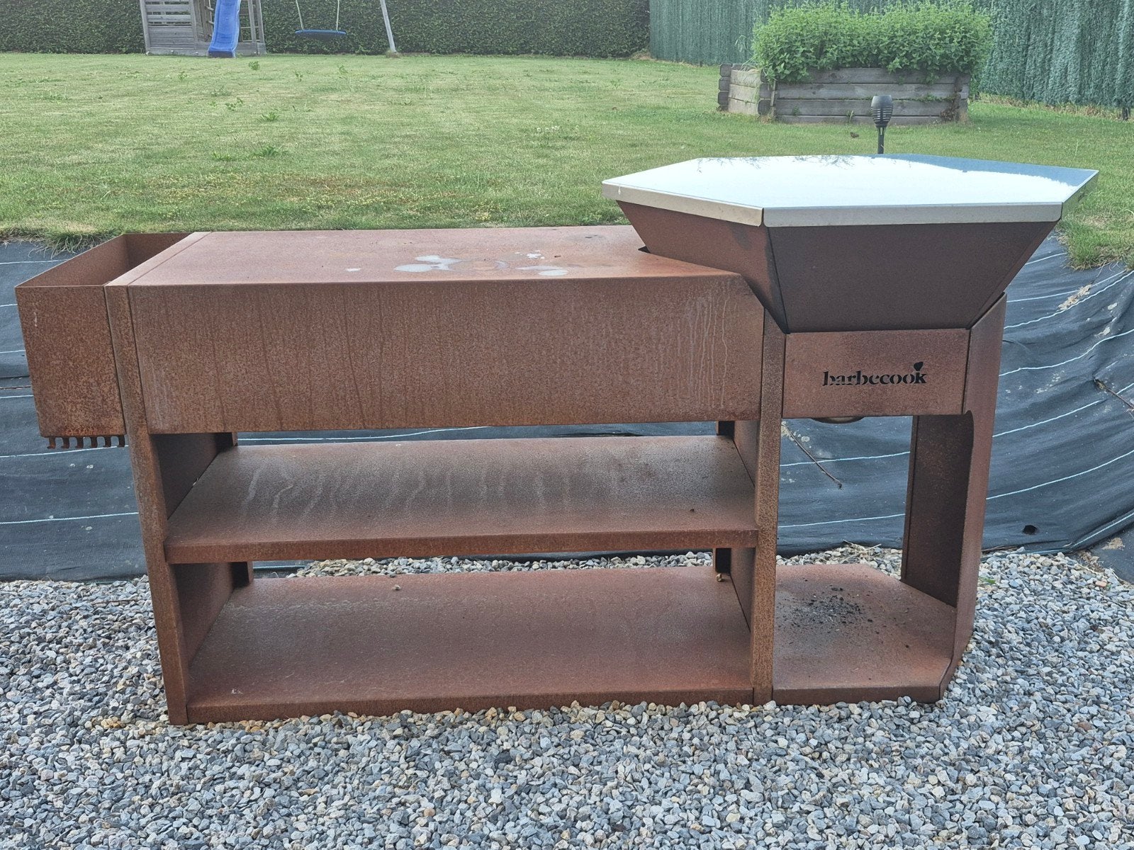 Barbecook Nestor, Enlèvement