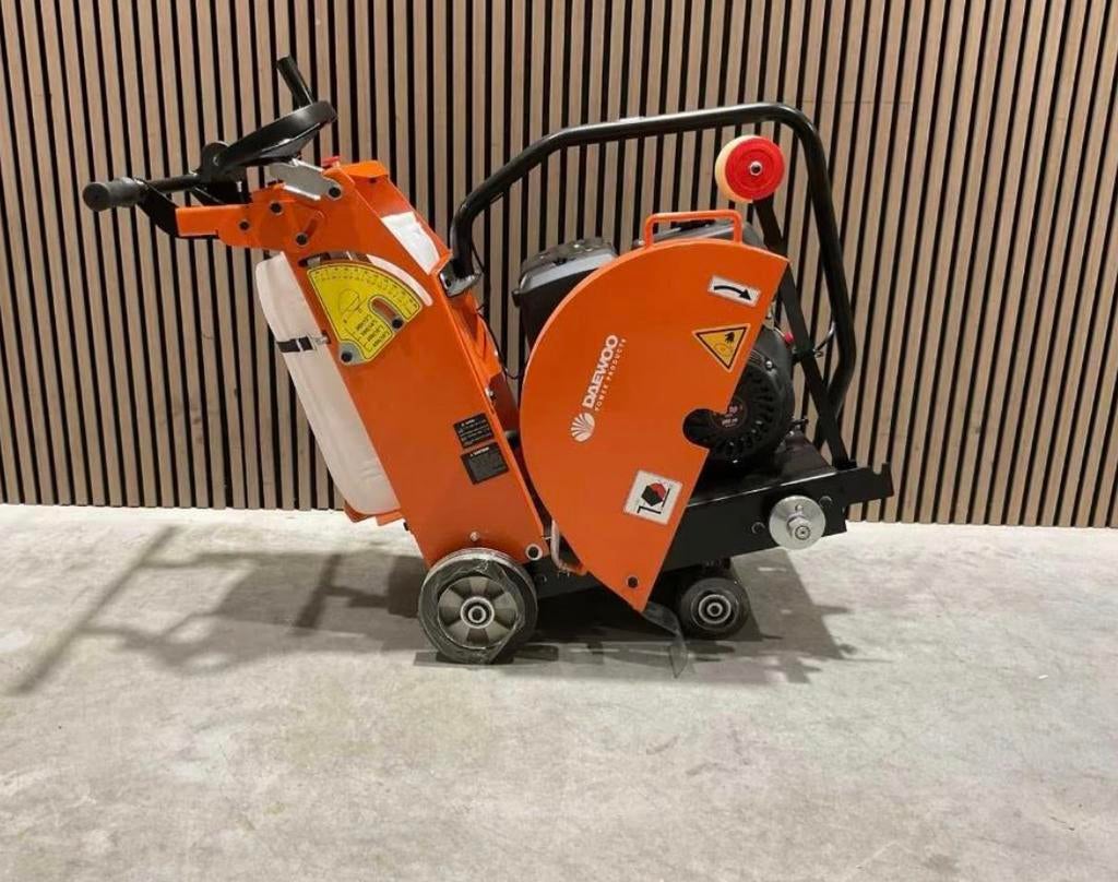 Daewoo DATMF20-4 Vloerfrees / beton vloerzaag nieuw ‼️‼️, Doe-het-zelf en Bouw, Ophalen