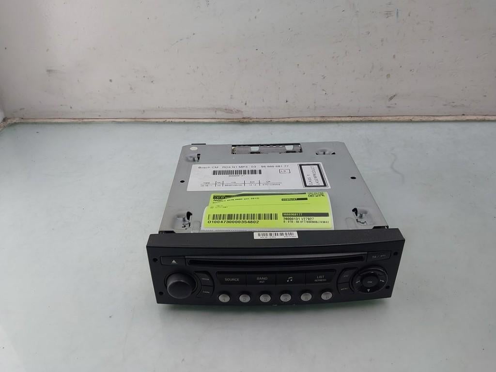 RADIO Berlingo (|9666968177|6574PP|1614201480|6574PQ|), Auto-onderdelen, Gebruikt, Citroën, Kontakt-citroen@citroen.com, Citroën Deutschland GmbH