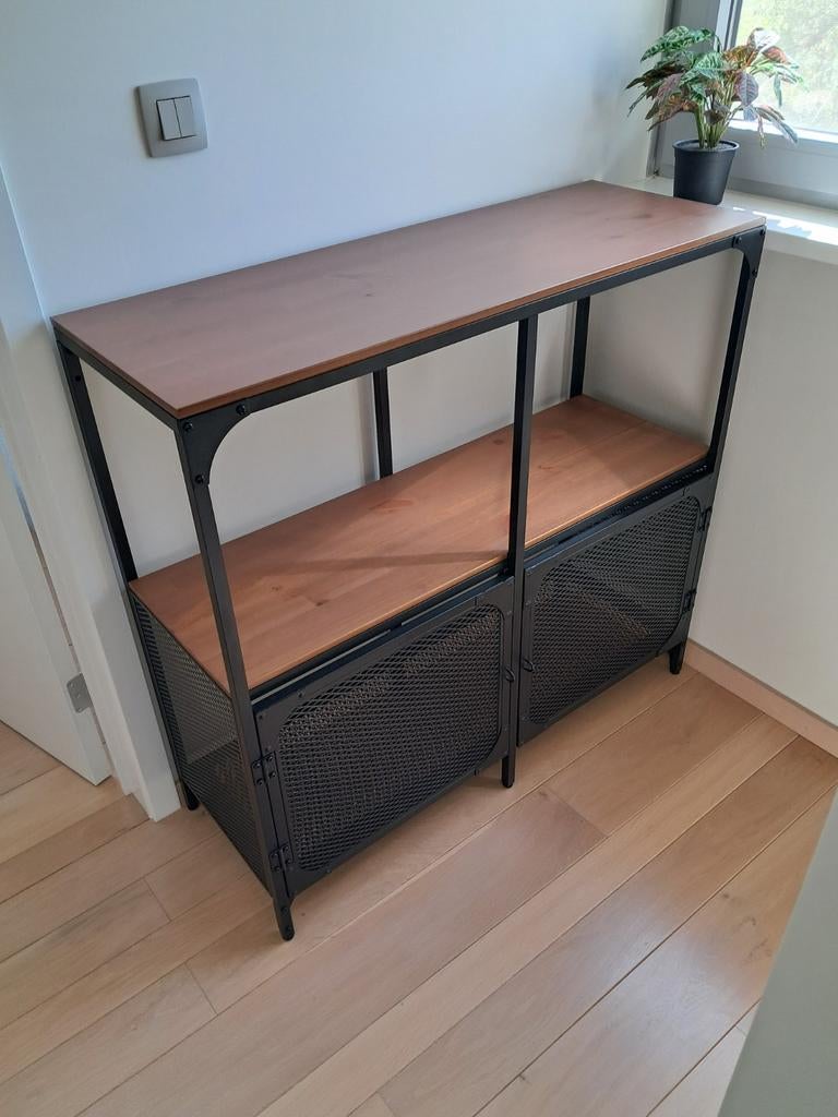 Fjallbo open kast Ikea, Ophalen