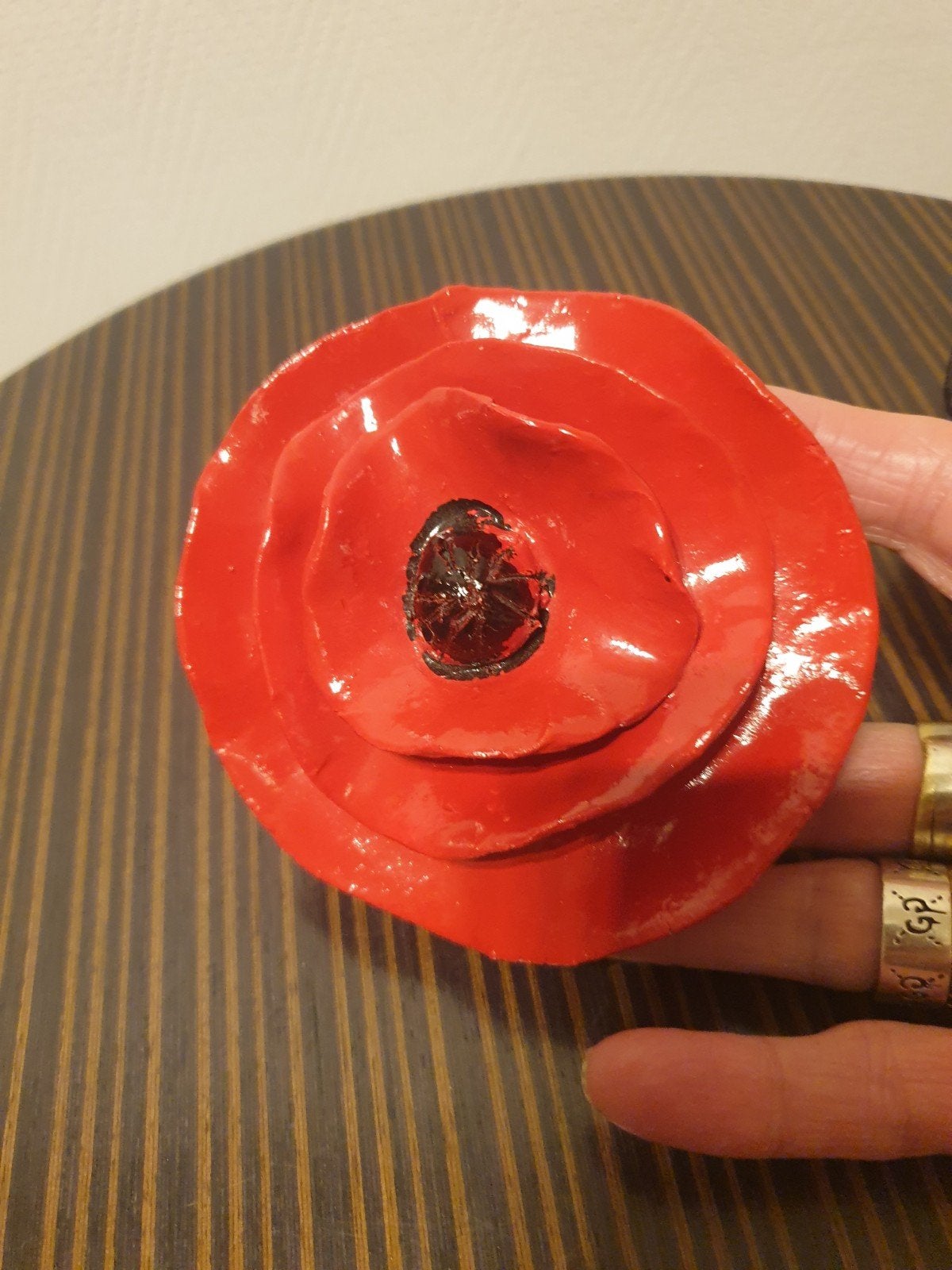 Fleur de pavot en céramique, Antiquités & Art, Antiquités | Plateaux, Enlèvement ou Envoi