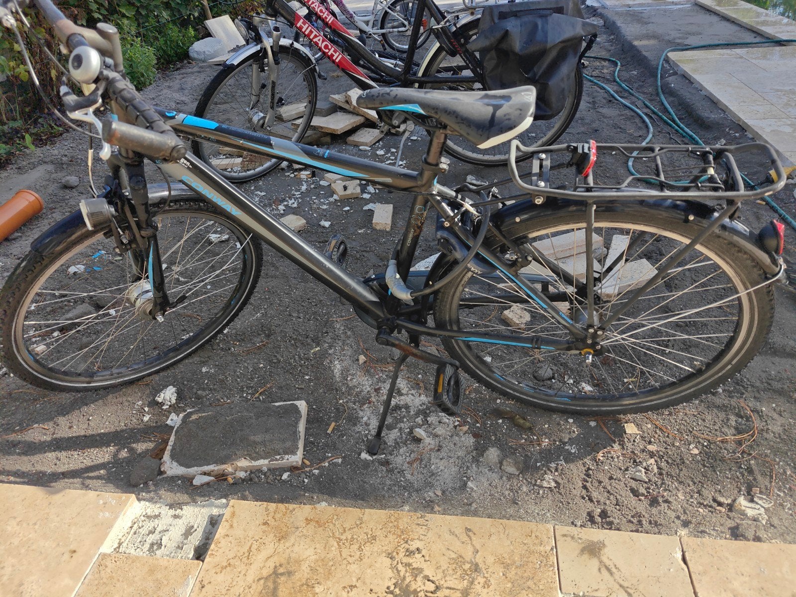 Jongensfiets, Enlèvement