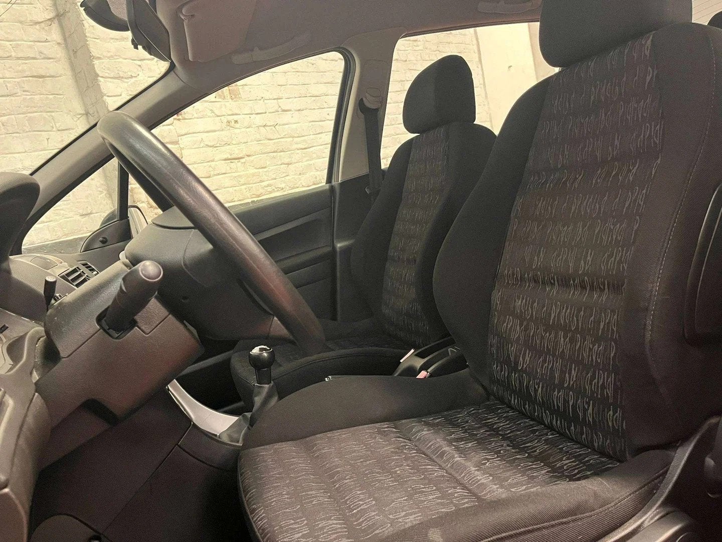 Peugeot 307 307 1.4i Zenith * CARPLAY * BLTH * 122 X 36 Mois, Argent ou Gris, Achat, Entreprise, 65 kW
