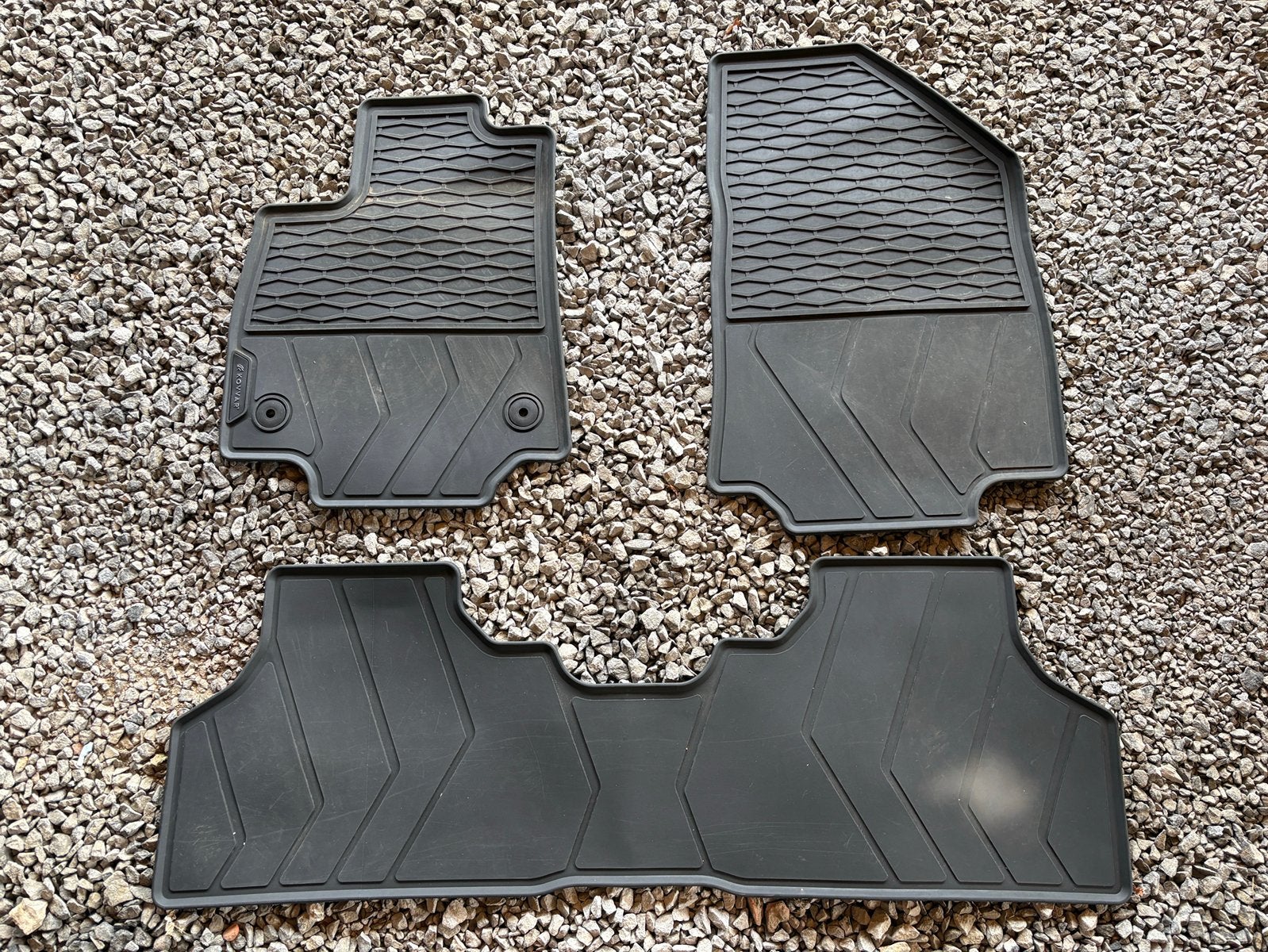 Kia EV3 All weather matten (rubber), Ophalen, Zo goed als nieuw