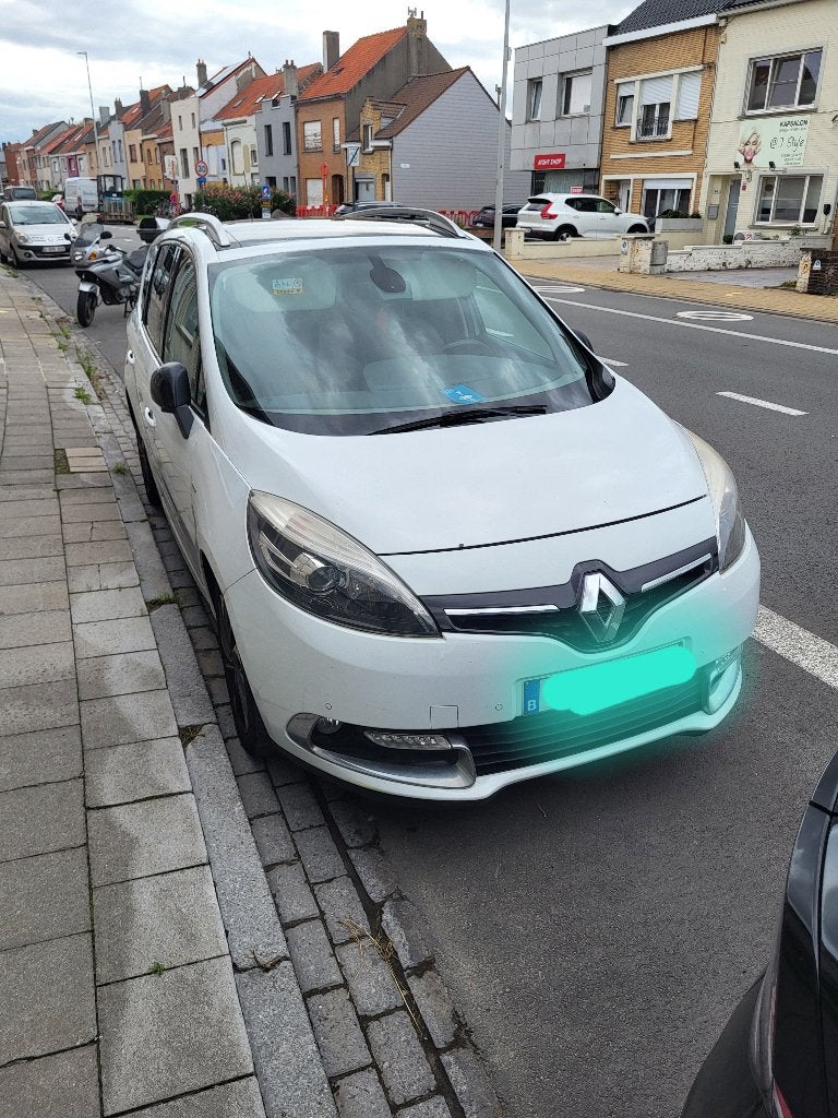 Renault Scenic 7 plaatsen vanaf €5500, Autos, Achat, Euro 6, 7 places, Carnet d'entretien