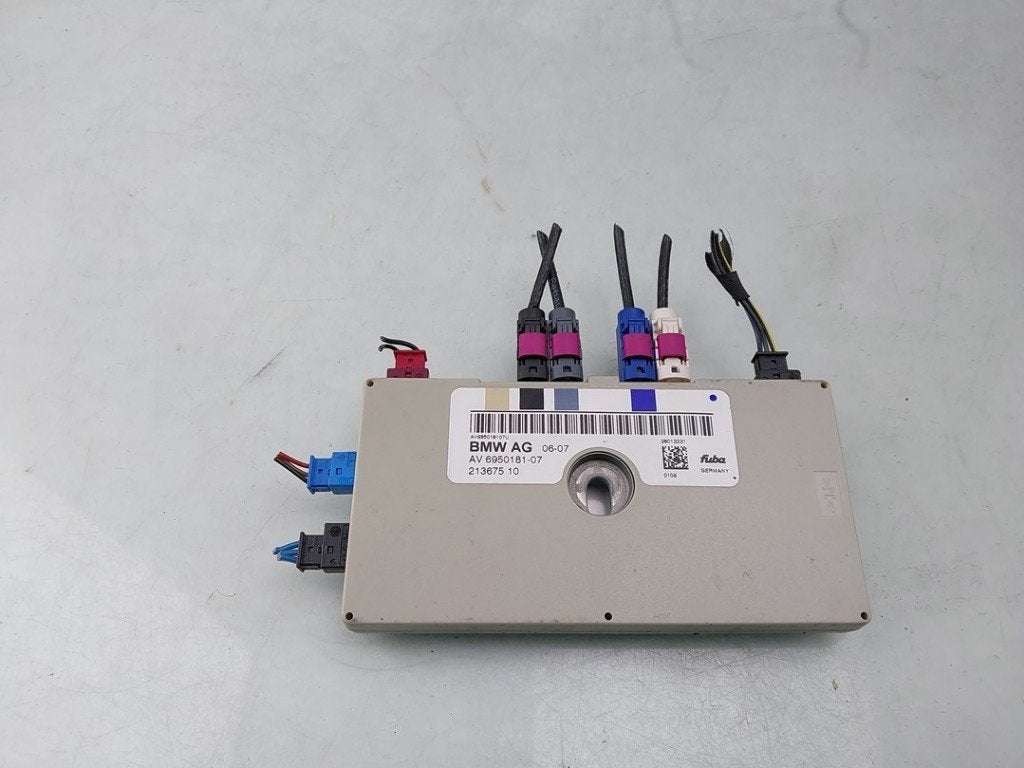 AMPLIFICATEUR D'ANTENNE BMW 3 serie (E93) (01-2006/12-2013), Utilisé, BMW, Petuelring 130
80809  München, DE, Bayerische Motoren Werke AG