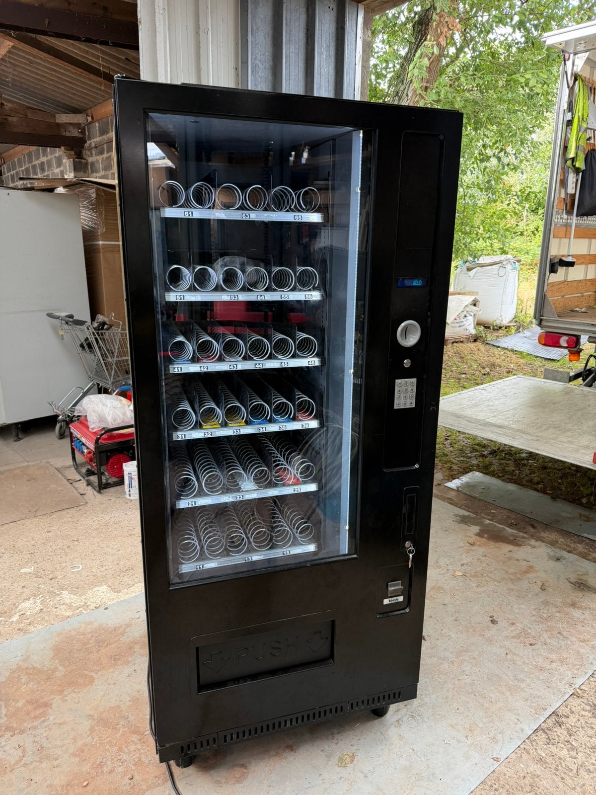 Distributeur automatique Vendo HS6 gsnack, Collections, Enlèvement, Comme neuf
