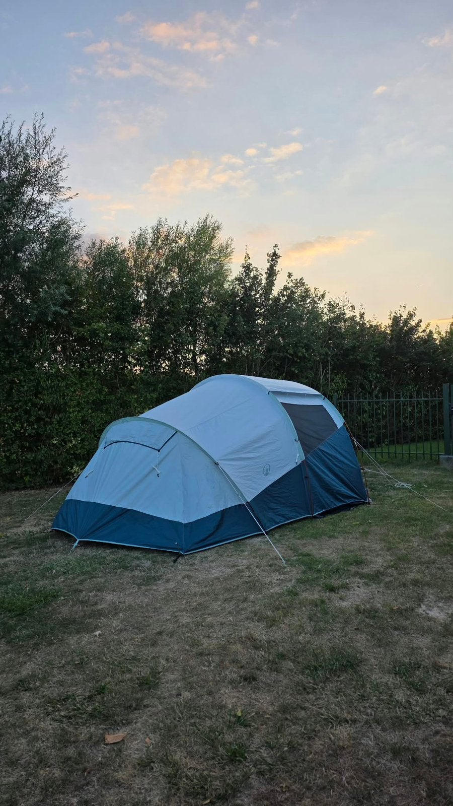 Fresh &black tent 4 personen, Caravanes & Camping, Tentes, Enlèvement, Comme neuf