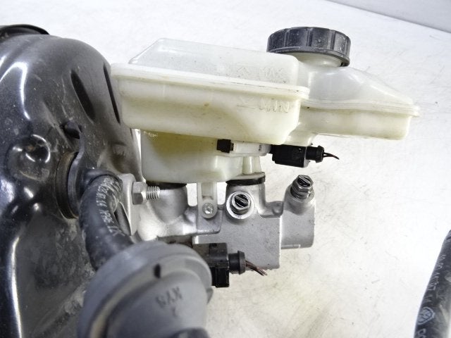 HOOFDREMCILINDER Volkswagen Golf Sportsvan (AUVS) (5177727), Gebruikt, Volkswagen, Volkswagen AG, Kundenbetreuung@volkswagen.de