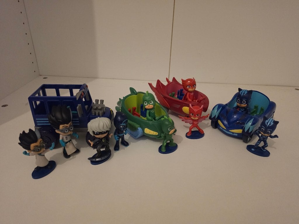 Grand lot Pyjamasques /PJ Masks - 4 Véhicules + 10 Figurines, Enlèvement, Utilisé