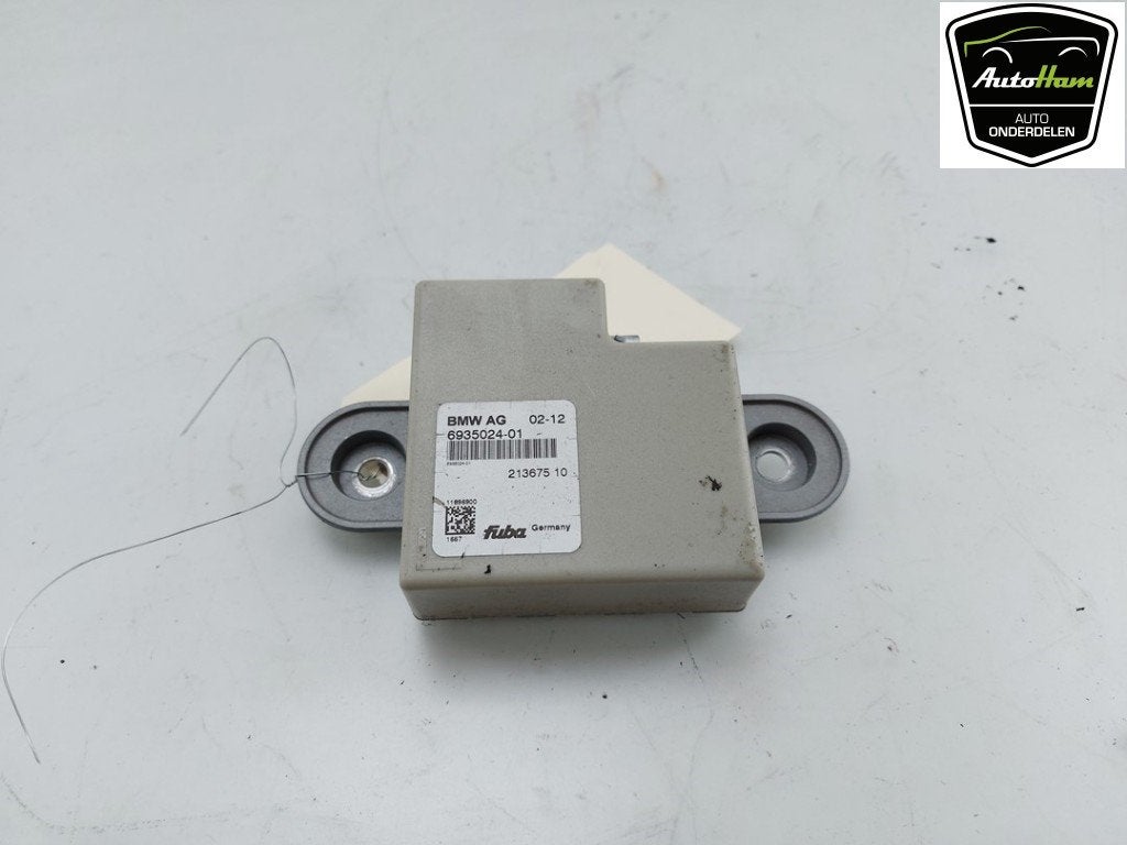 ANTENNE BMW 1 serie (E82) (01-2006/12-2014), Gebruikt, BMW, Petuelring 130
80809  München, DE, Bayerische Motoren Werke AG