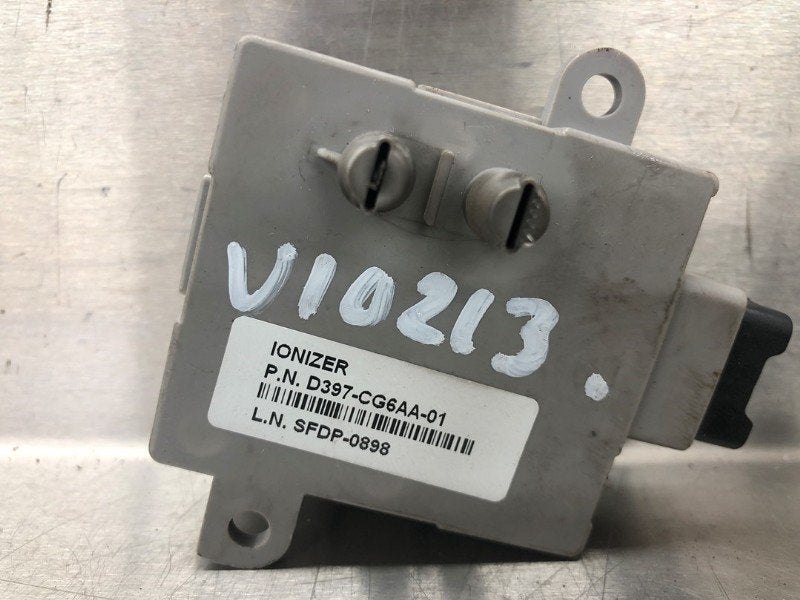 COMMUTATEUR DIVERS Hyundai iX35 (LM) (|D397CG6AA01|), Utilisé, Hyundai