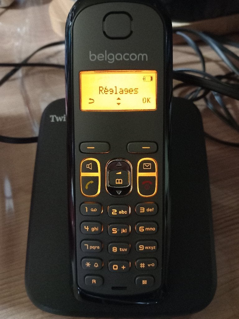 Téléphone Fixe Sans Fil Belgacom Twist 300 (Gigaset), Télécoms, Enlèvement, Comme neuf, 1 combiné, À Faible Émission d'Ondes