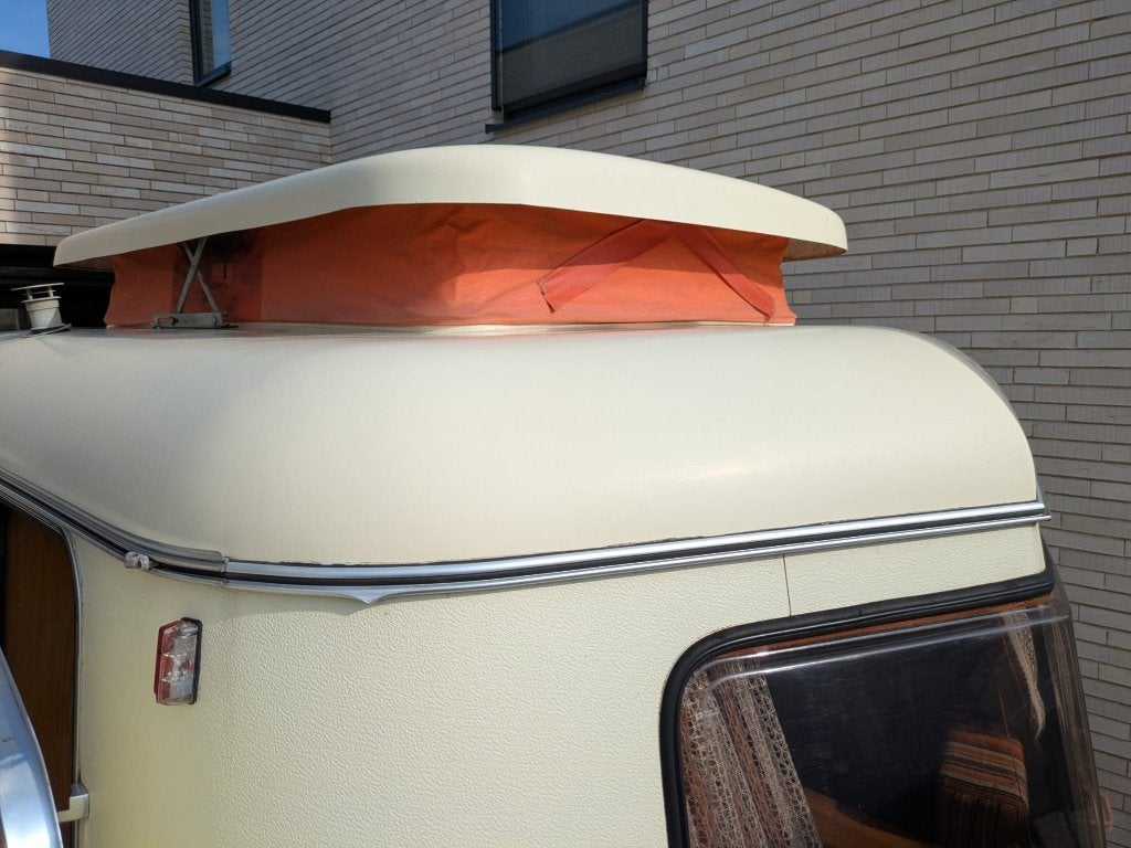 Caravan Eriba Pan Familia Touring, Particulier, Lit transversal, 500 - 750 kg, Eriba