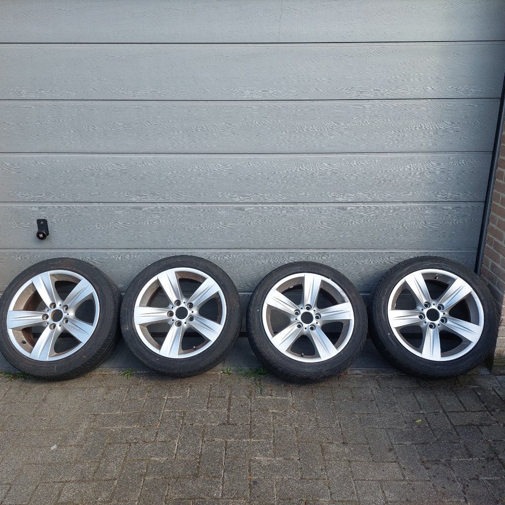 Jantes BMW 18 avec pneus, Pneus et Jantes, 245 mm, Véhicule de tourisme, Pneus été