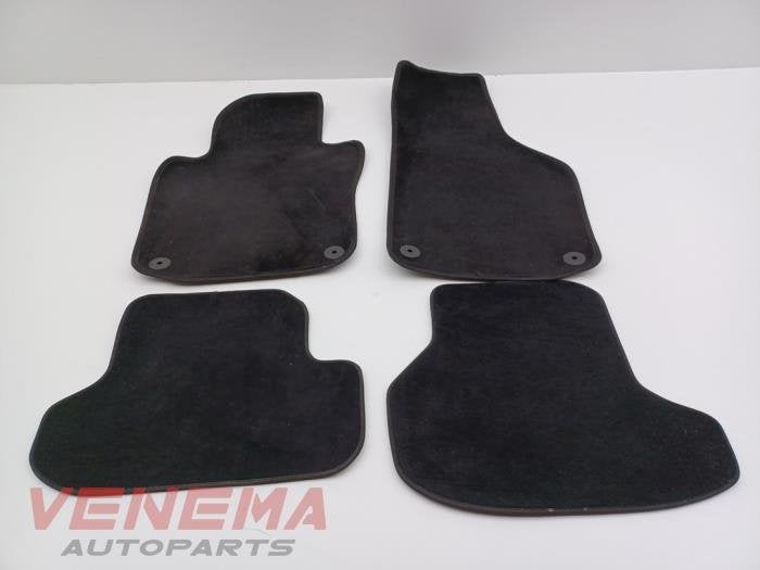 Matten Set van een Volkswagen Golf, Auto-onderdelen, Gebruikt, -, Volkswagen, -