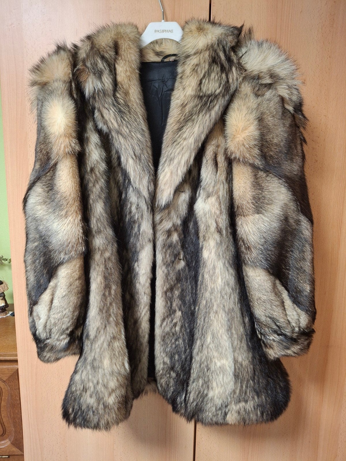 manteau de fourrure loup d'Asie, Kleding | Dames, Ophalen